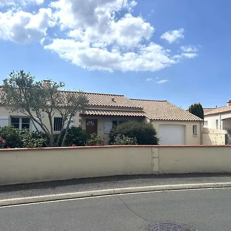 Prázdninový dům Maison Spacieuse, 8 Couchages, 2 Chambres, Proche De La - Fr-1-224-822 *